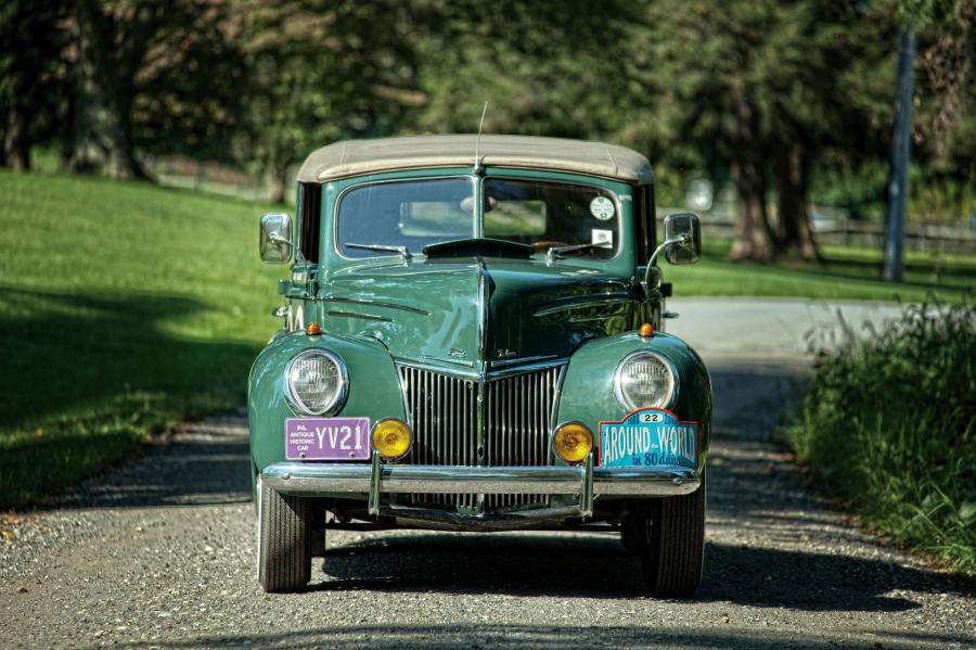 Ford V8 DeLuxe Convertible Sedan 1939 года  (фото 6 из 21)